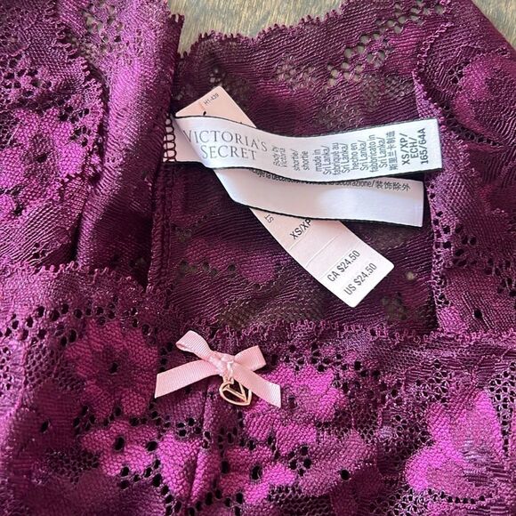 Victorias Secret BODY BY VICTORIA
Lace Boyshort Shortie Panty Cheeky - Picture 6 of 10